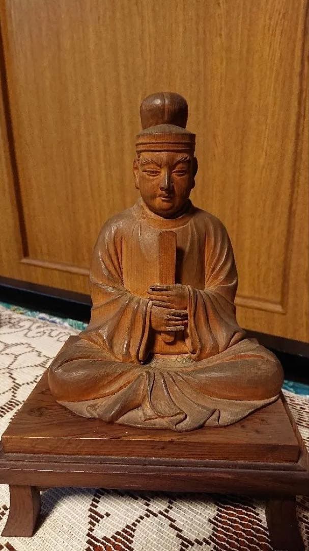 素敵な木彫　聖徳太子座像