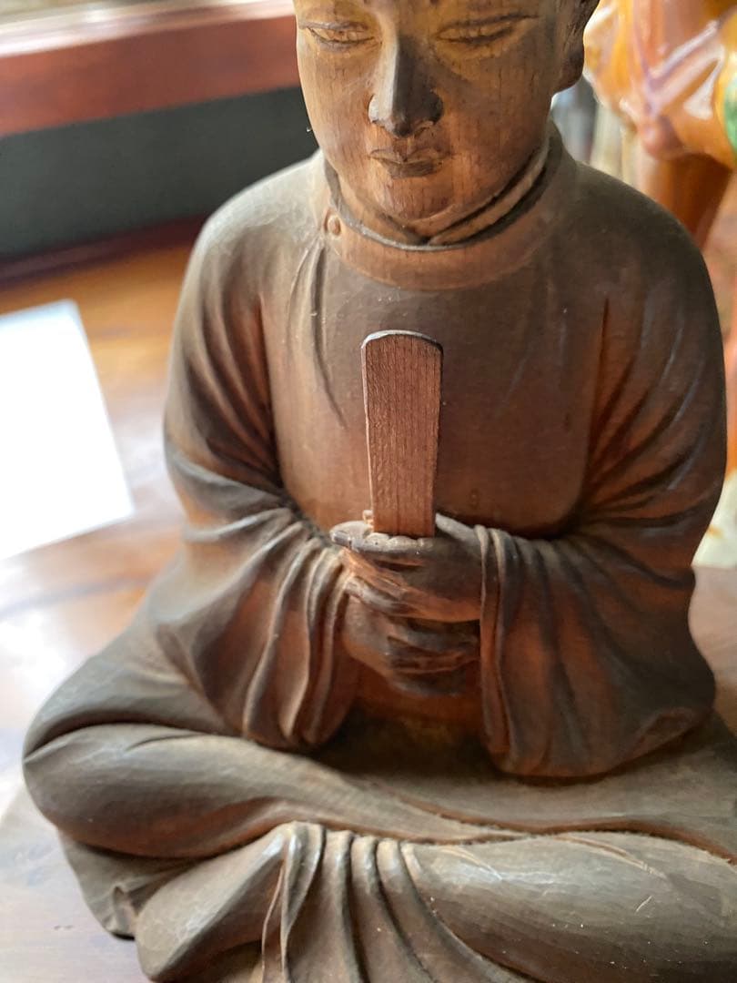 素敵な木彫　聖徳太子座像