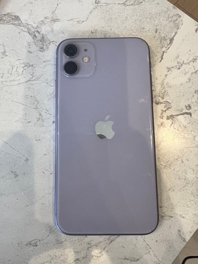 iPhone11 本体　64 GB パープル　バッテリー71% カメラ不良