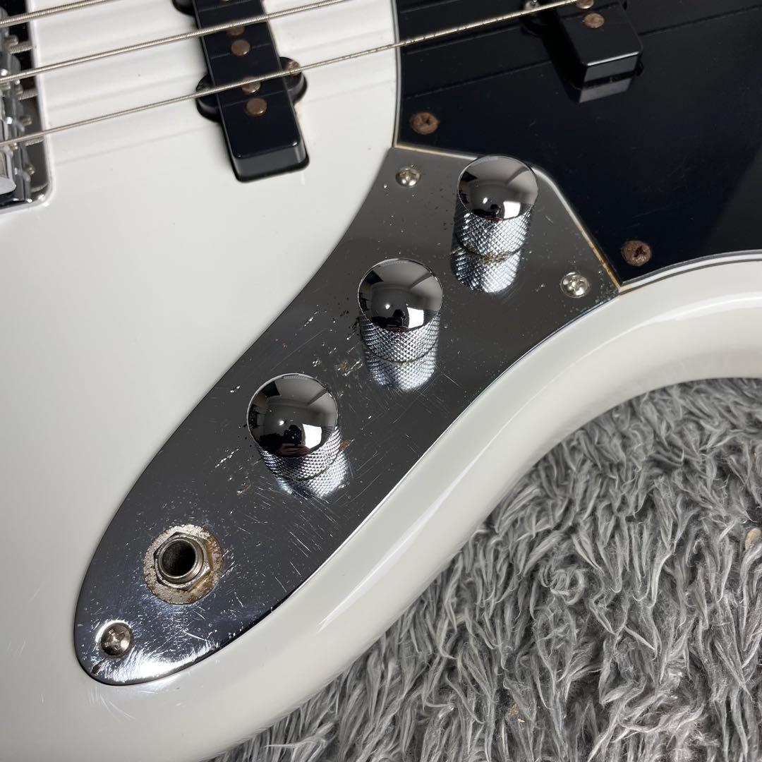 ベース Squier Vintage Modified JAZZ BASS 70s