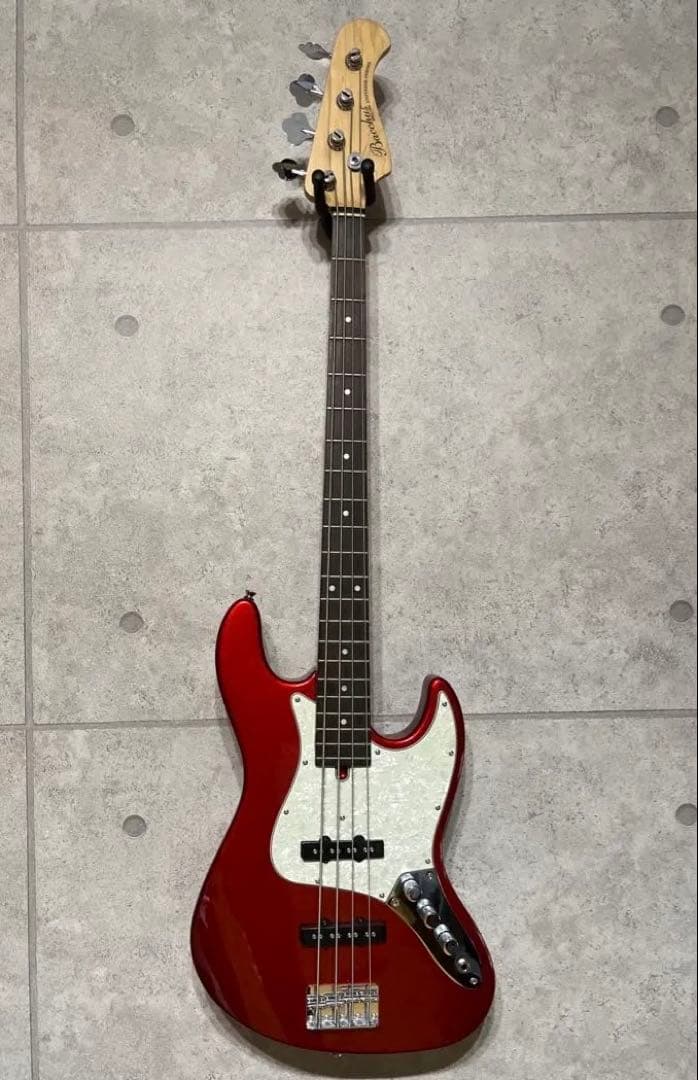 美品　ベース　Bacchus universe WJB-330R/CAR