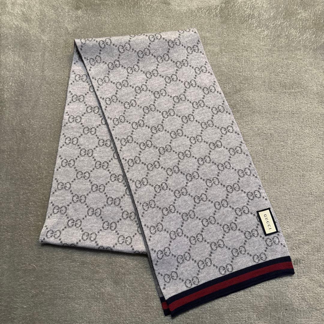 GUCCI GG パターン ウィンタースカーフ GUCCI ロゴマフラー