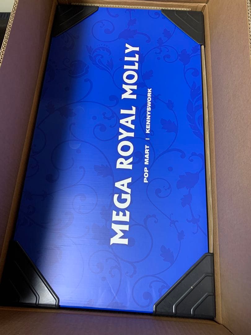 MEGA  MOLLY 1000%  White新品未使用