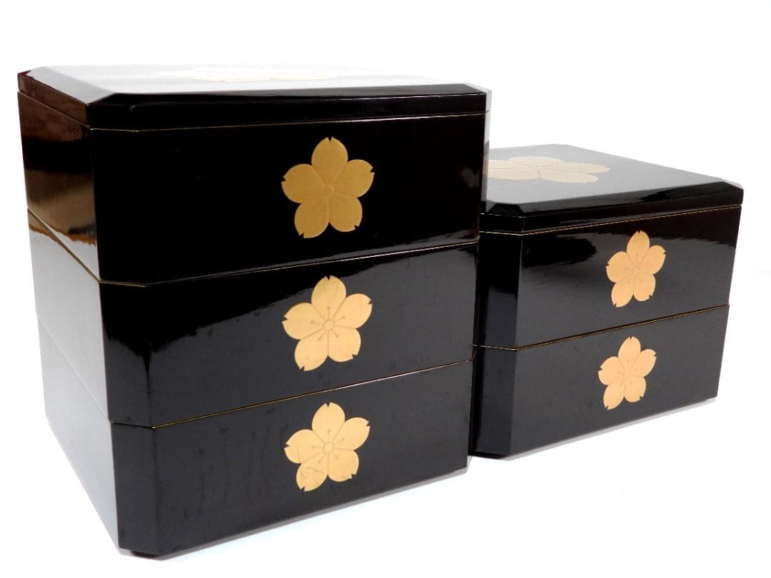 お重箱 5段重 金蒔絵 桜紋　蓋２枚 高脚台付