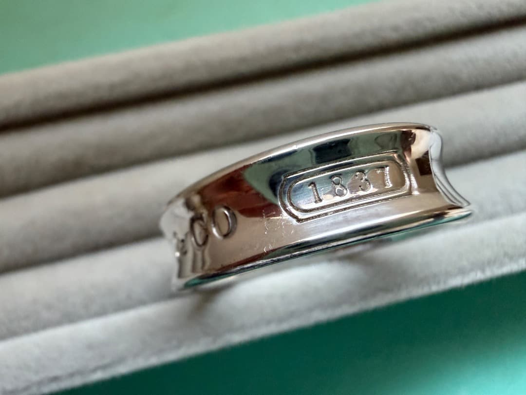 期間限定お値下げ　１９.５号　ナローロング　１８３７　ティファニー