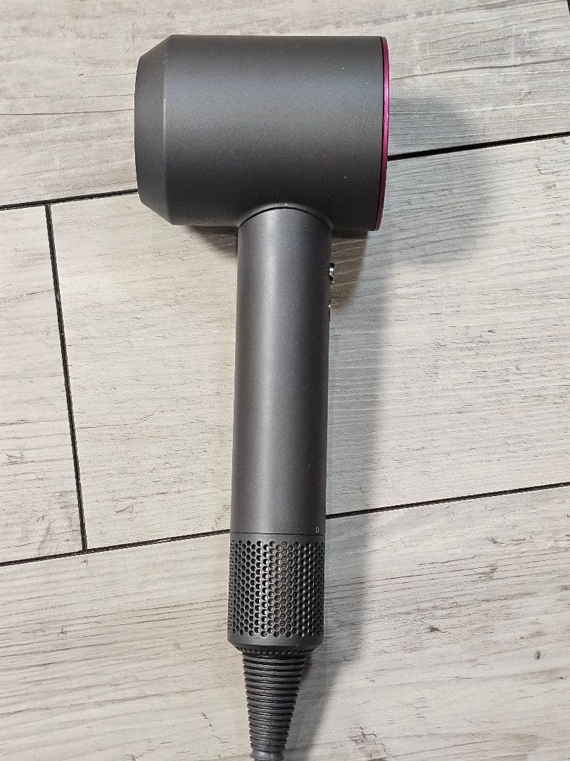 最安値　1ヶ月保証付き　ダイソン　メンテナンス済み　dyson hd08　ピンク