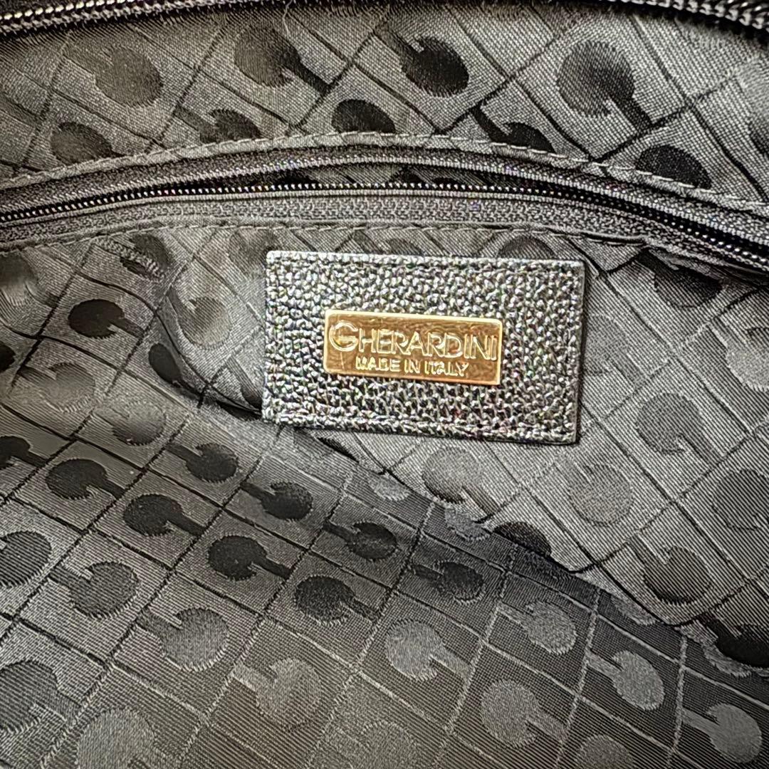 極美品✨ゲラルディーニ　ショルダーバッグ　バイーラ 2way スタッズ ソフティ