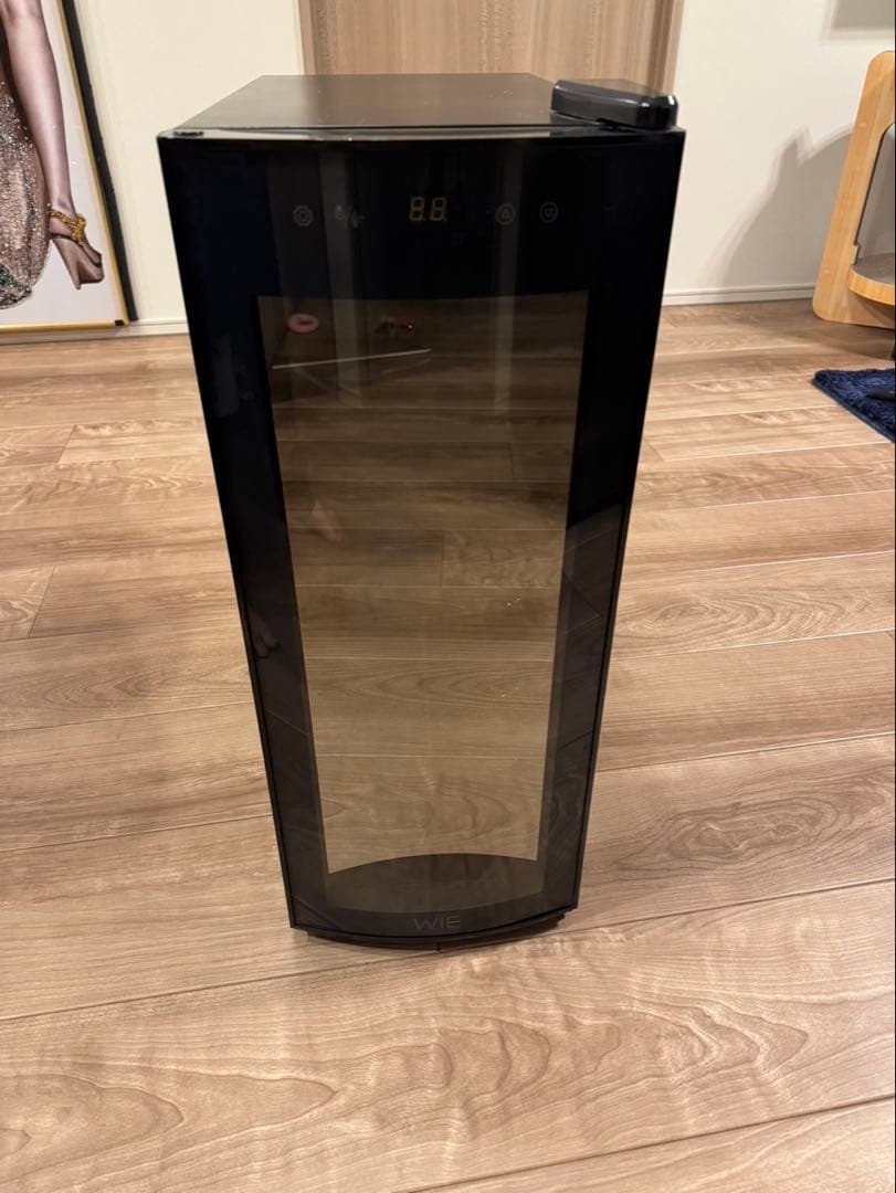 ◆美品◆WIEワインクーラー　静音式　ペルチェ式　ワインセラー