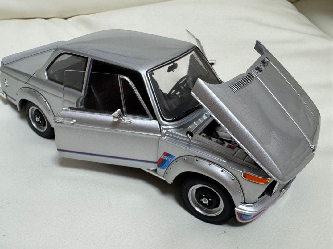 ☆ 京商 BMW 2002 ターボ 1/18 ☆