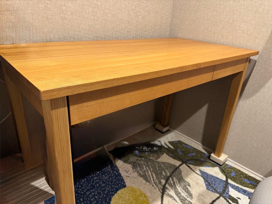 無印良品タモ材 デスク　110cm