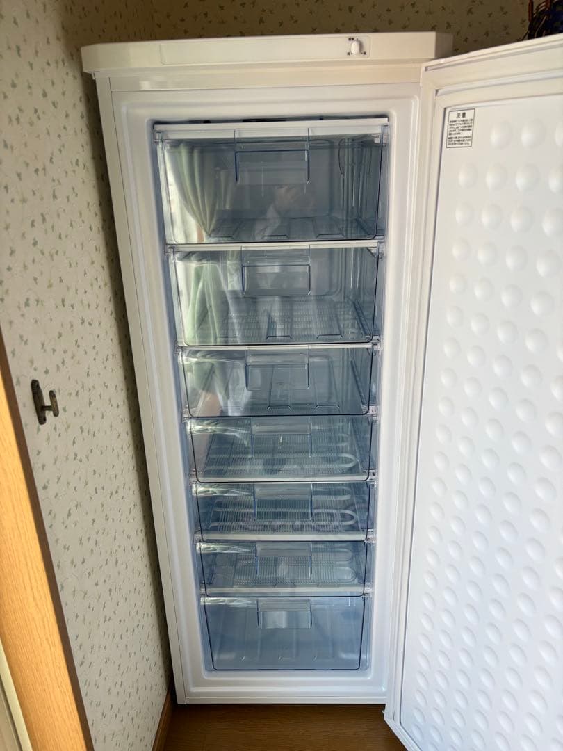 未使用品　アイリスオーヤマ　冷凍庫　175L IUSD-18A 直接引き取りのみ