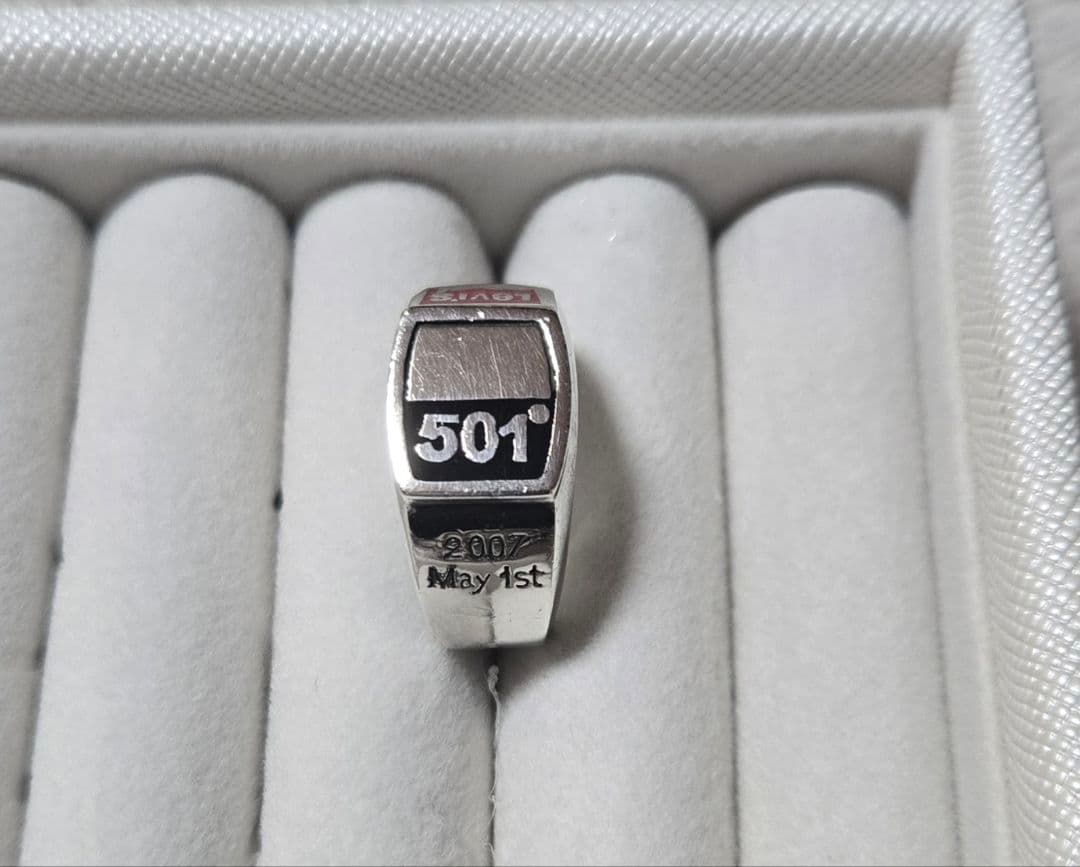 Levi's 501 May 1st 限定リング