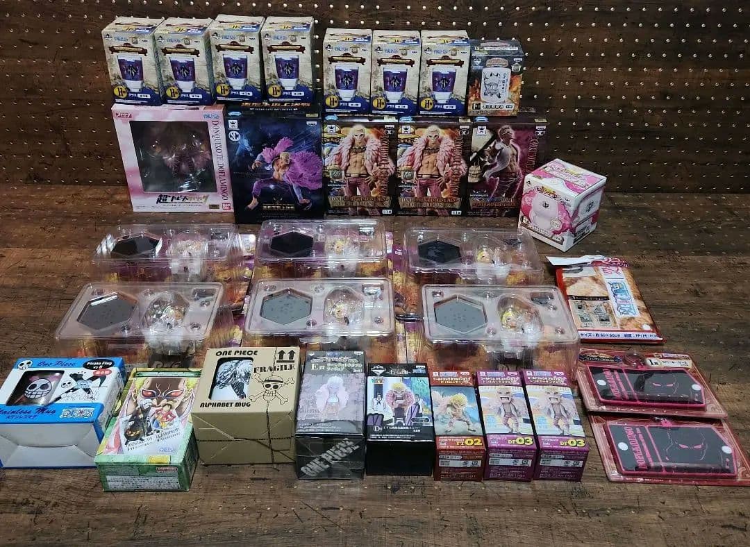 ドフラミンゴ フィギュアセット 一番くじ小物