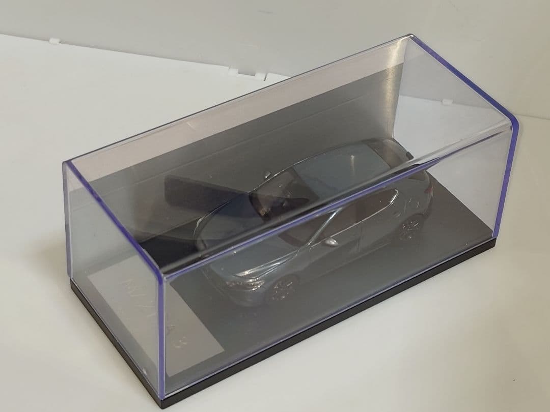 マツダ正規品 マツダ3 1/43 ミニカー グレー