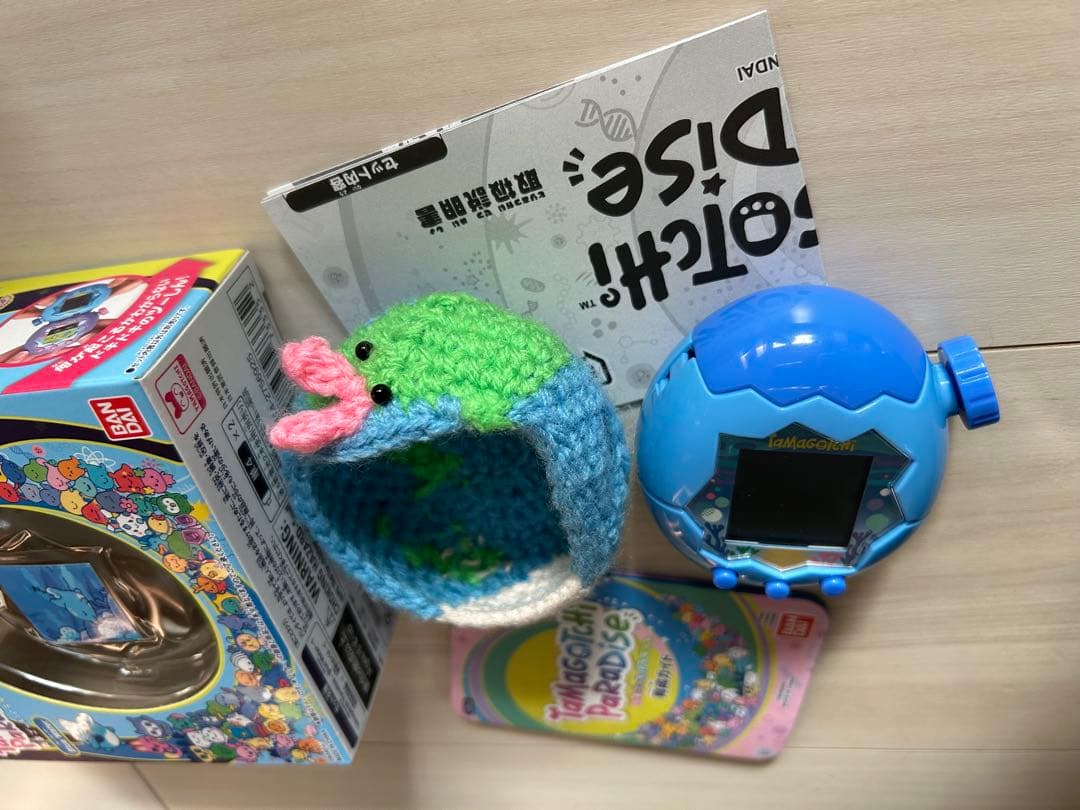 たまごっちパラダイス本体（ブルー ） と手作りカバー