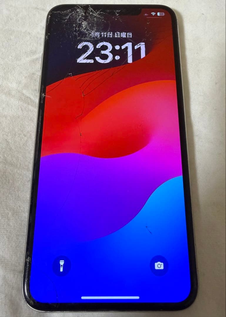 iPhone11 Pro Max 512GB シルバー