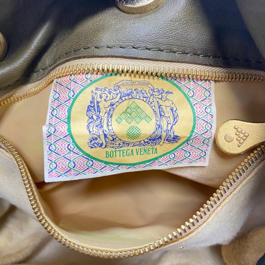 ボッテガヴェネタ カーキ ショルダーバッグ イントレチャート 巾着
