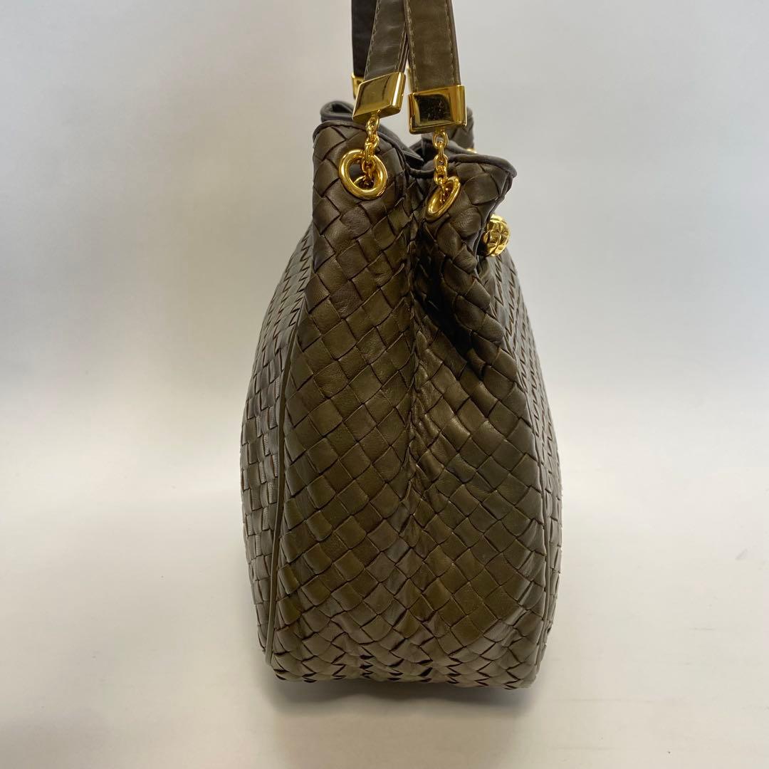 ボッテガヴェネタ カーキ ショルダーバッグ イントレチャート 巾着