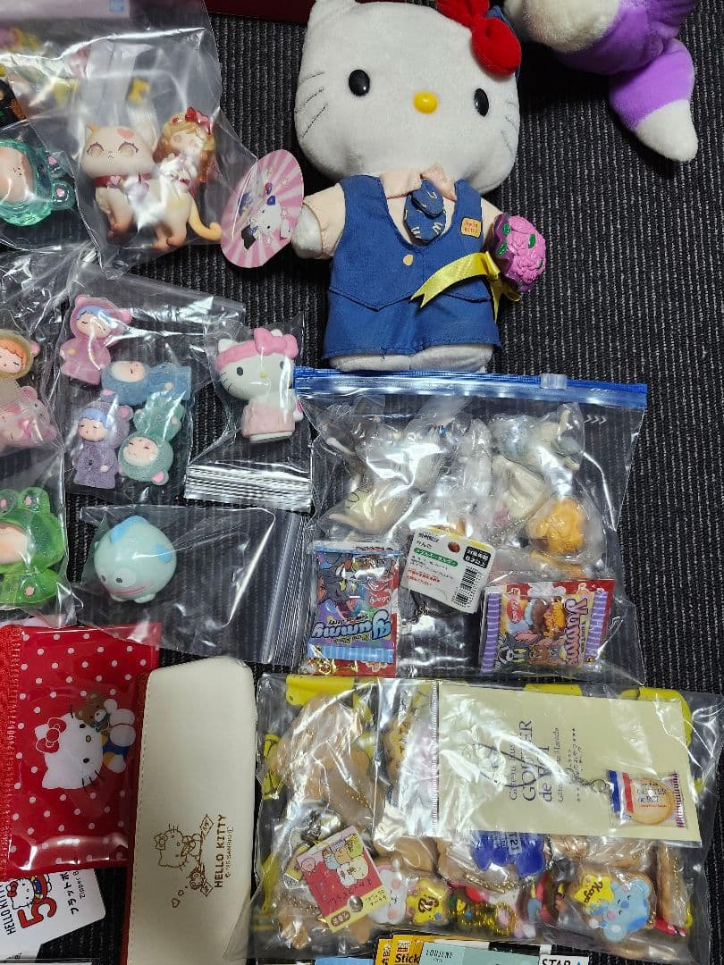 ご当地キティ　ちいかわ　シール　まとめ売り