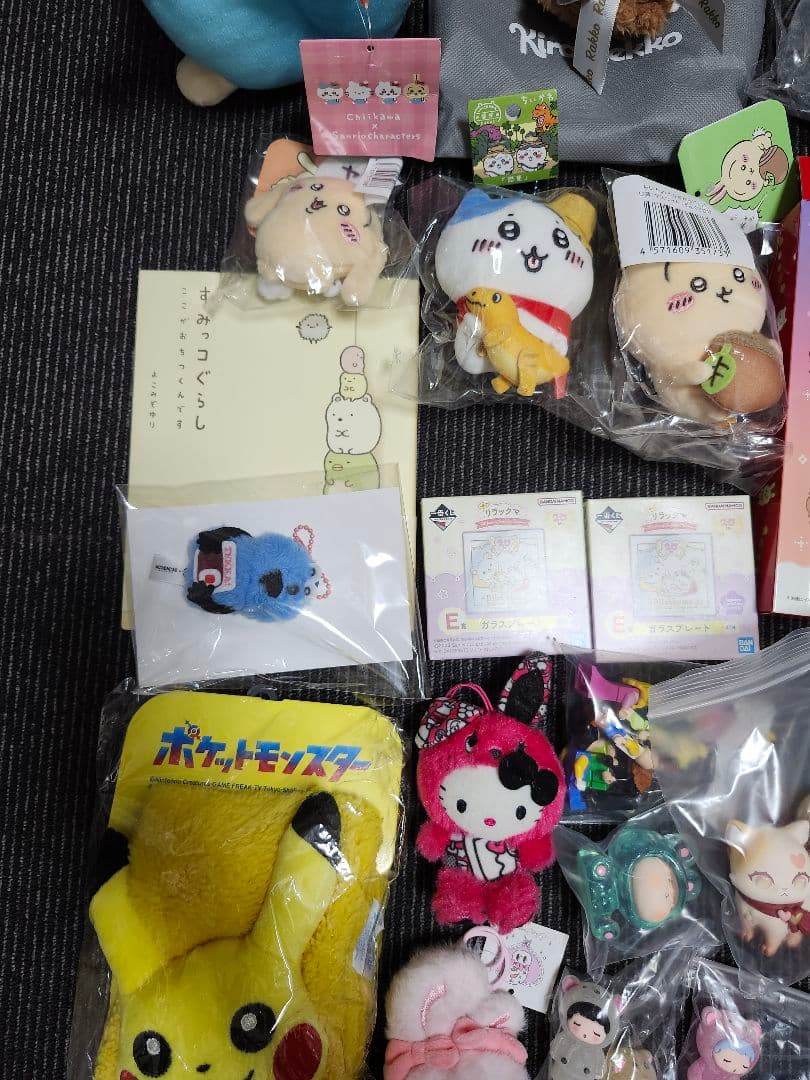 ご当地キティ　ちいかわ　シール　まとめ売り