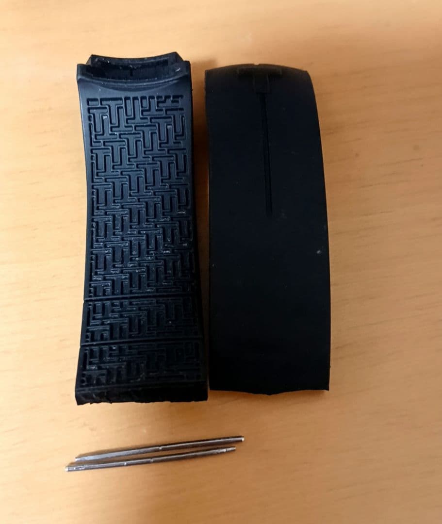 は*ん様 【美品】【稼働品】TISSOT T-Touch 腕時計 純正ベルト1本