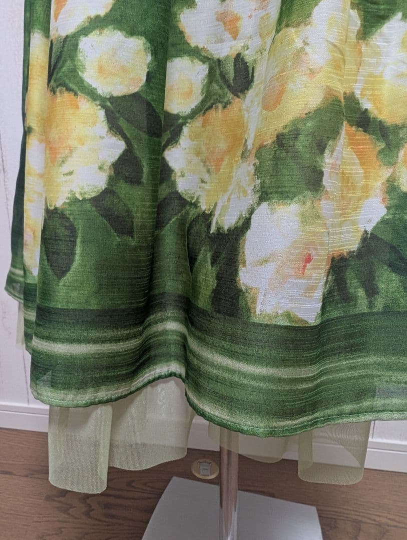 (未使用品タグ付き)エムズグレイシー40 　　お花プリントスカート