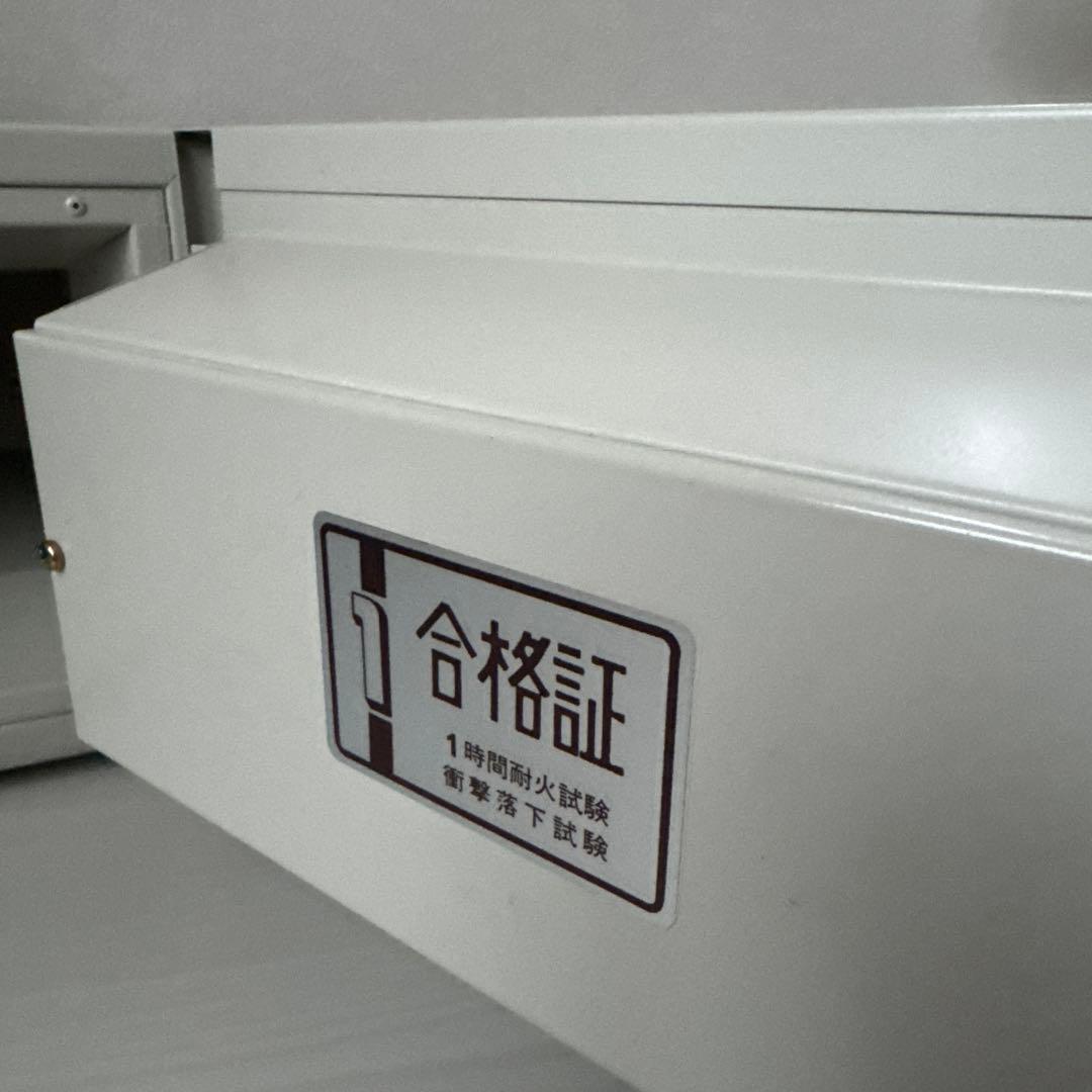 小型金庫　キング工業MINE