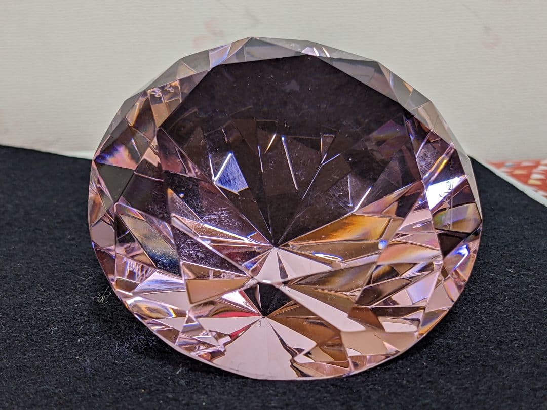 ♦ローゼンタール ドイツ製 ダイヤモンド形ピンク色 ガラスペーパーウェイト