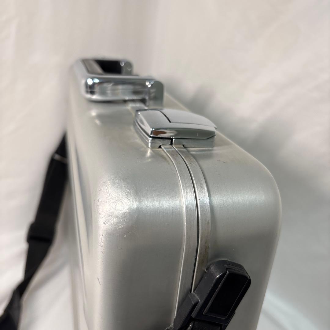 【美品】ゼロハリバートン　DZ5-S1 デラックススリム　アタッシュケース