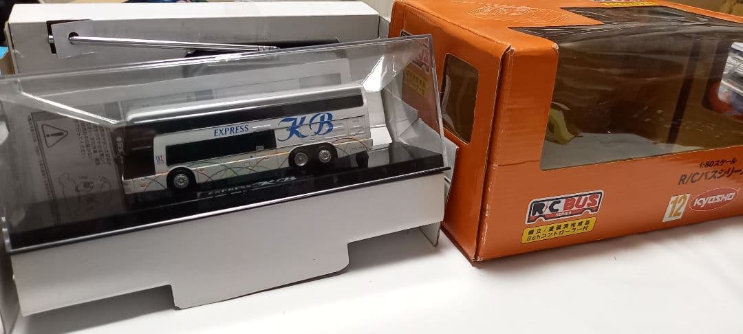 KYOSHO RC BUS 1:80　KBバス