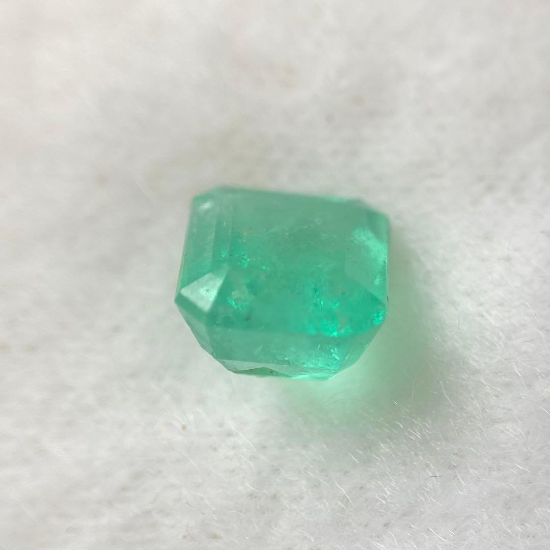 コロンビア産エメラルド1.45ct ルース(ソーティング付き)
