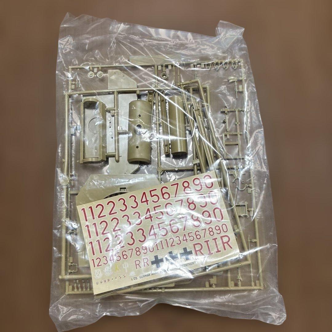 タミヤ 1/25 ドイツ陸軍中戦車パンサー(シングル)