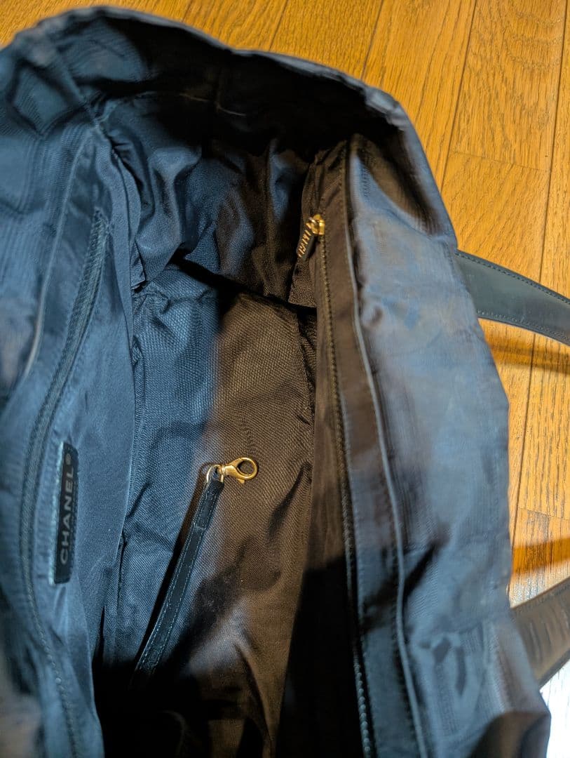 CHANEL　シャネル　ブラック　トート　バッグ