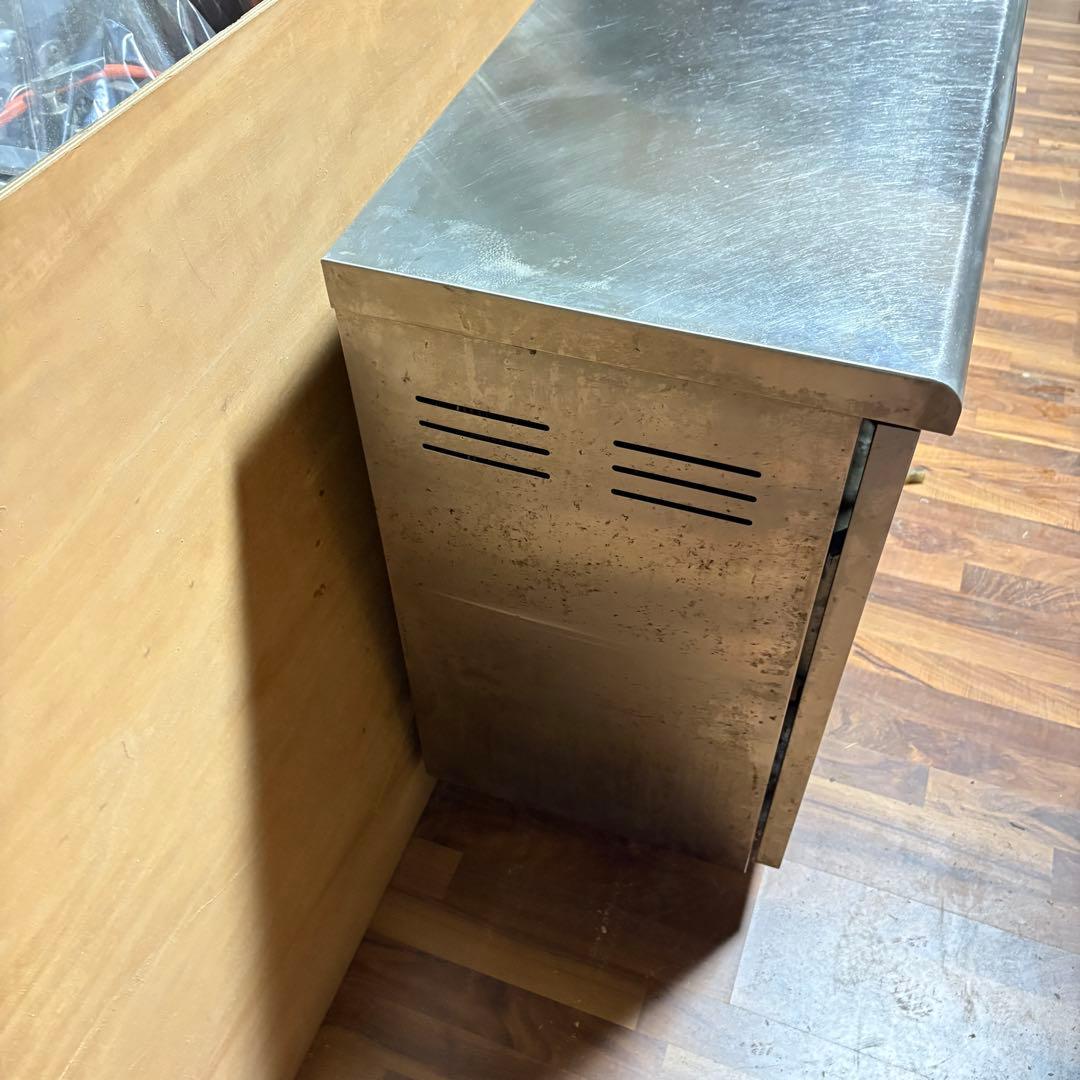 送料込み　サンヨー 3ドア 冷蔵コールドテーブル SUC-N1541J