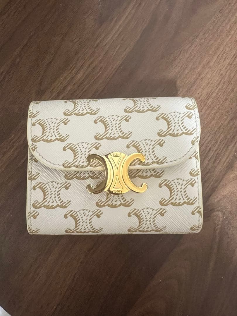 CELINE スモールウォレット トリオンフ ホワイト
