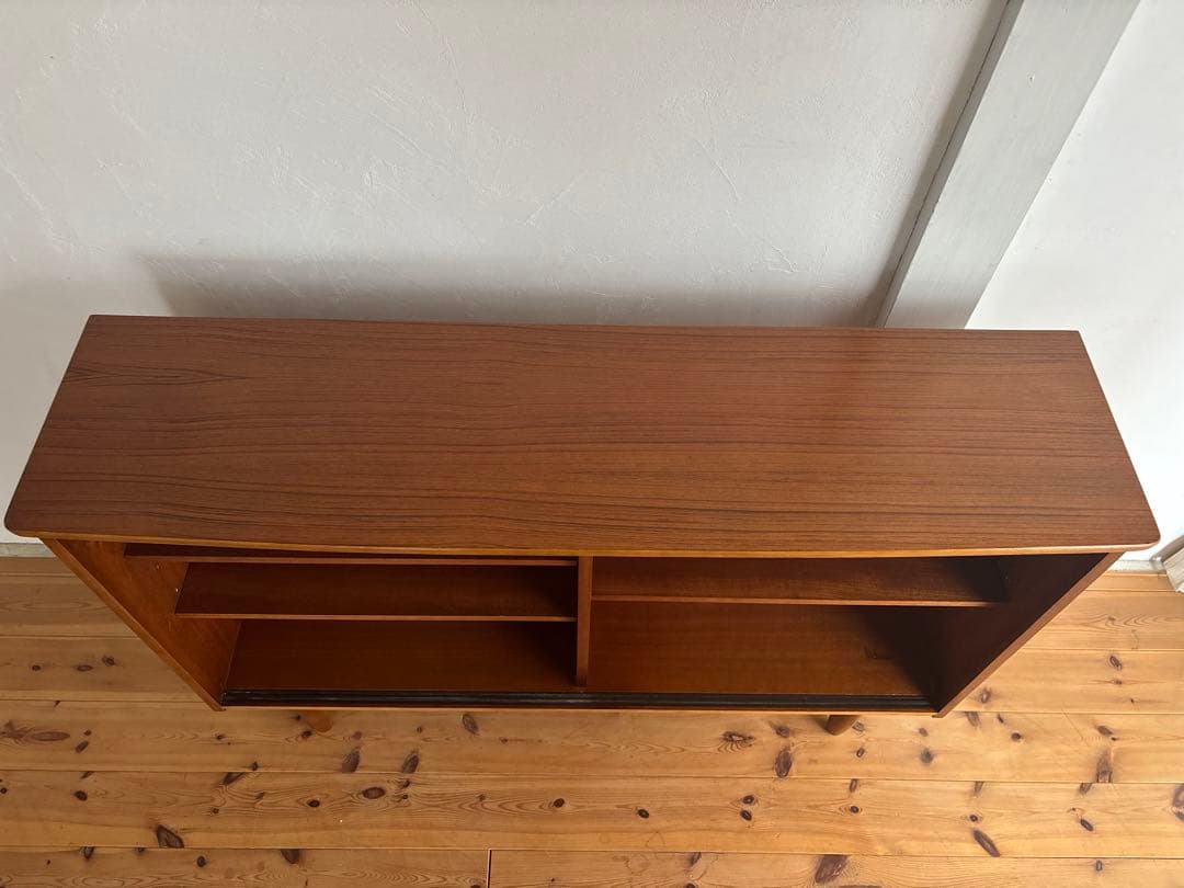 北欧ヴィンテージ　チーク　ガラスキャビネット