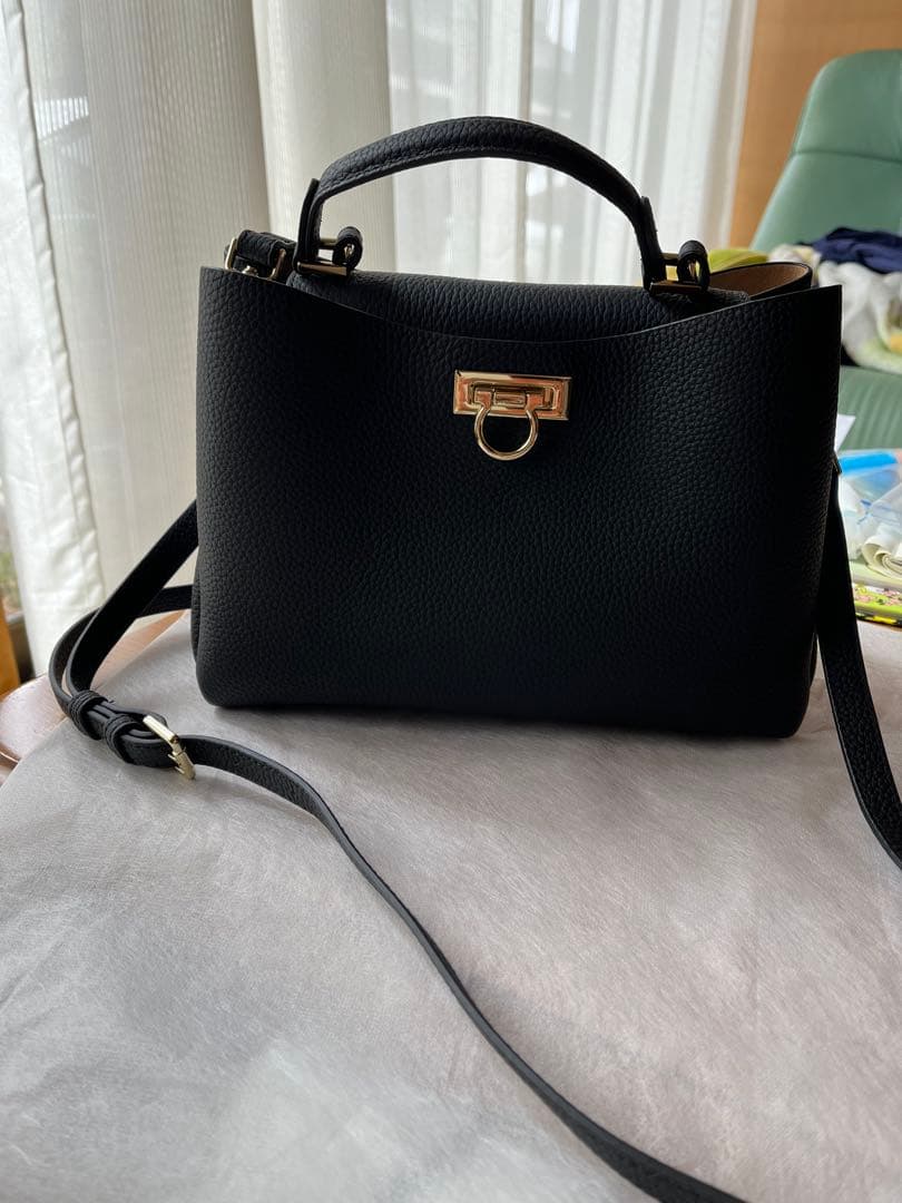 ヘイニ　第3世代 マロエ 本革 ハンドバッグ 2way トートバッグ ショルダー