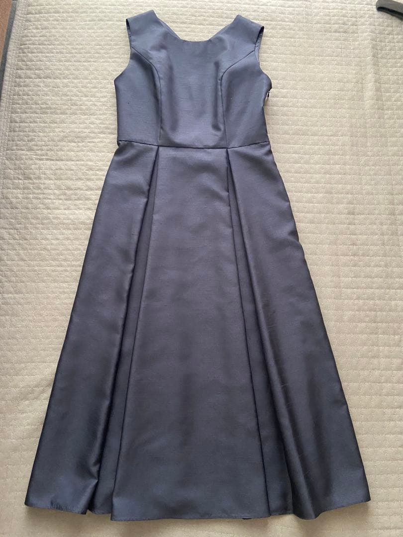 AIMER エメ レースブラウス付シャンタンフィット＆フレアドレス NAVY