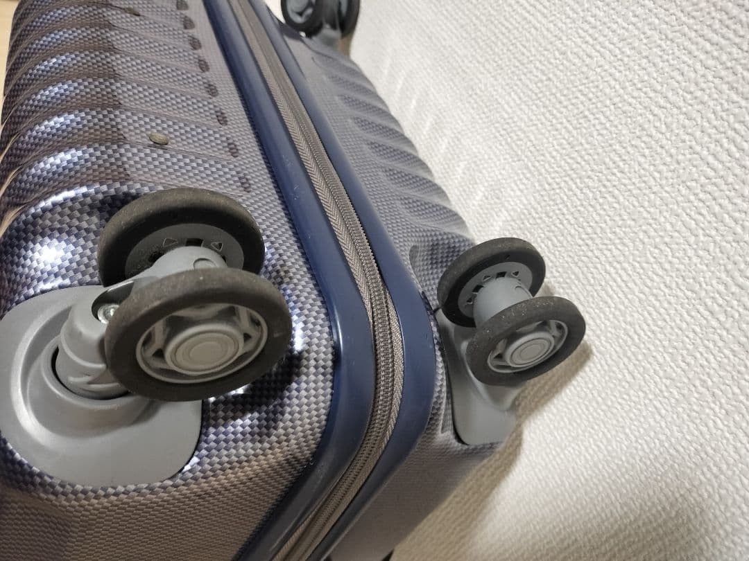 【値下げ】ace（エース）のダークブルー・ハードシェルキャリーケース