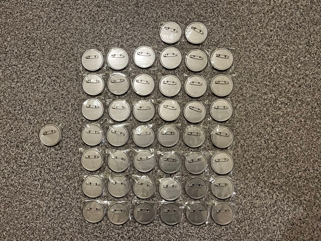 ハイキュー!! ジャンプGIGA2024 日向翔陽　缶バッジ　44個＋1個セット