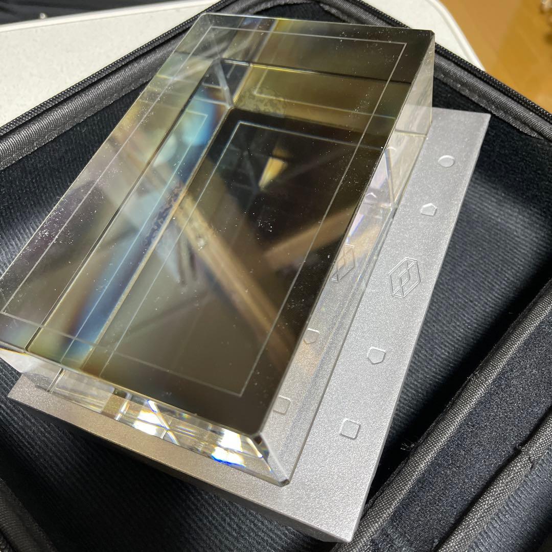 Looking Glass LKG-2K　LEAP Motion付属モデル