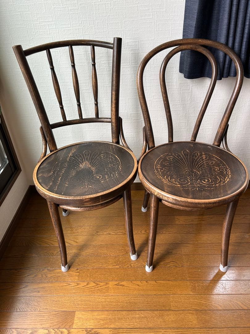 TON ベントウッドチェア　2脚セット(1脚難あり)