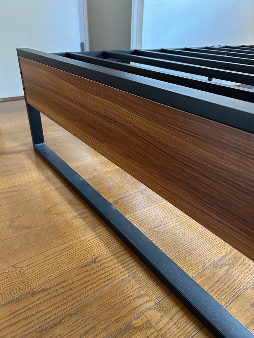 シングルベッドフレーム スチール・木製ヘッドボード