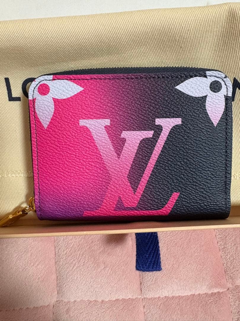 よし様最終ルイヴィトン スプリングインザシティミッドナイトフューシャパース