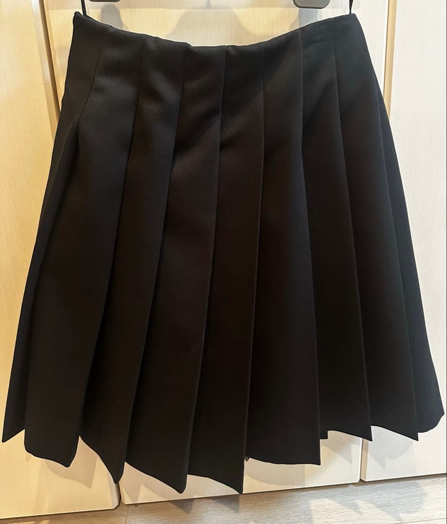 PRADA プラダ　プリーツスカート　38サイズ