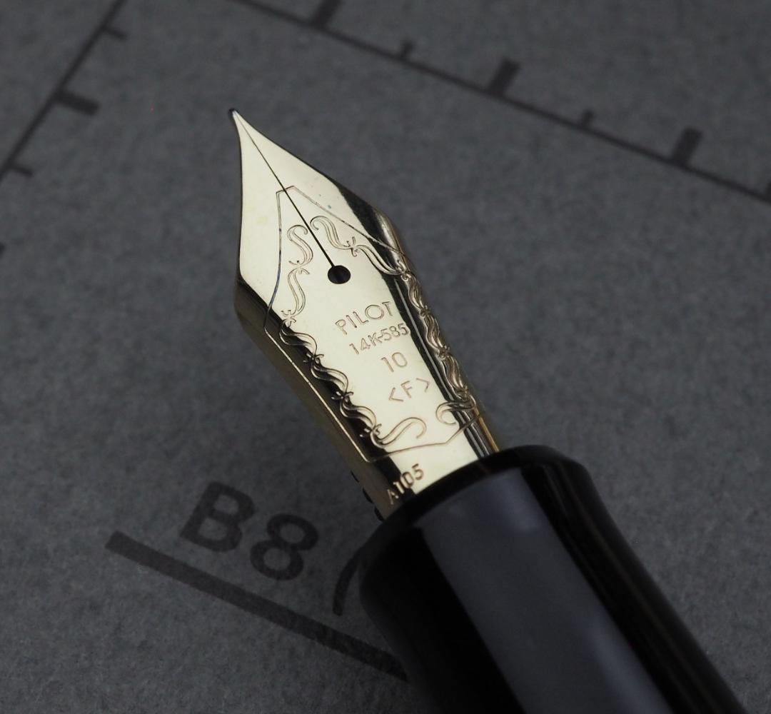 PILOT CUSTOM 742 黒 F