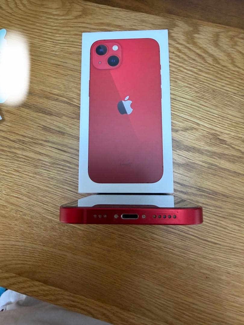 【美品】iPhone 13 (PRODUCT)RED 256GB SIMフリー