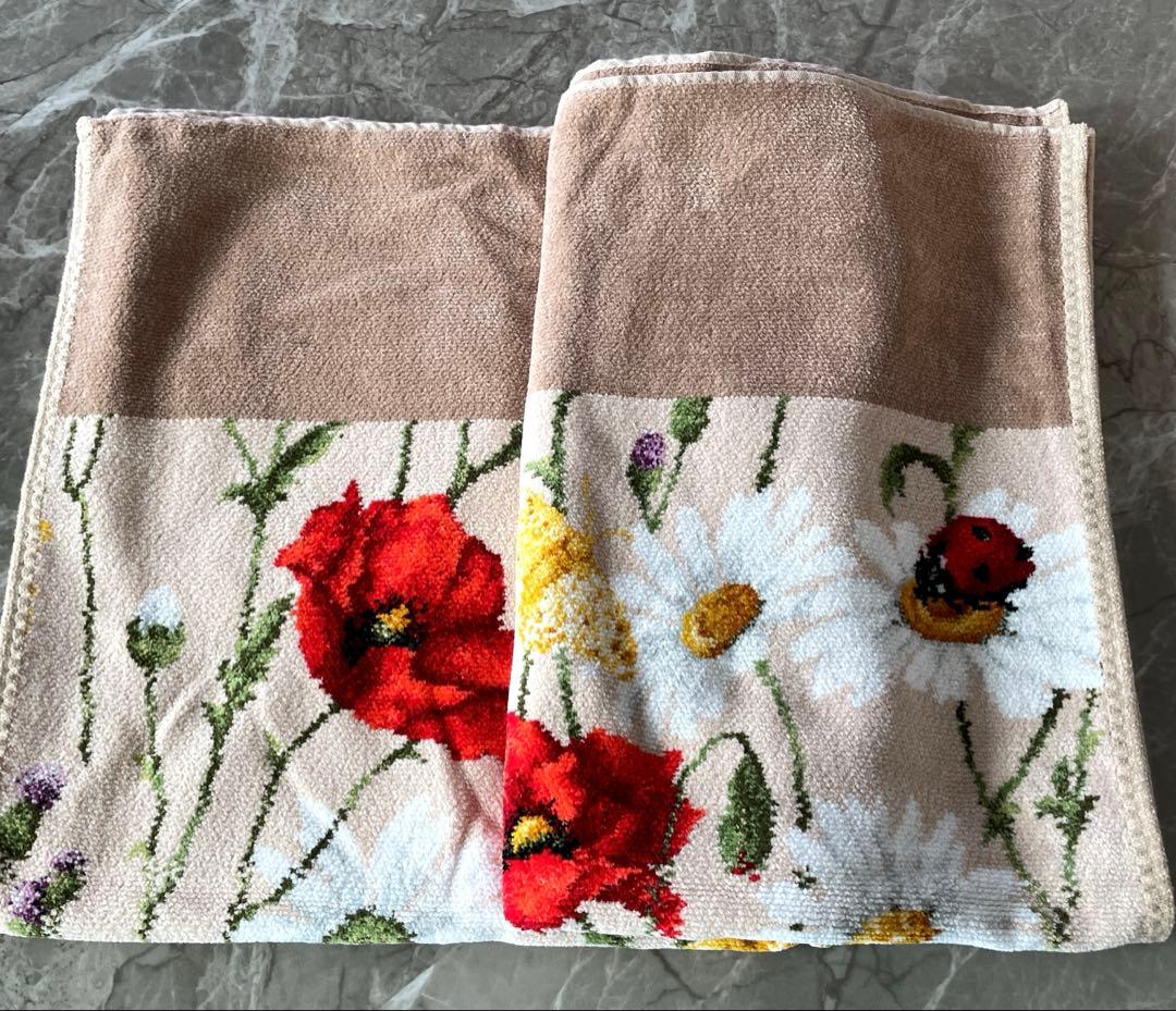 新品 フェイラー バスタオル デイジー フィールド