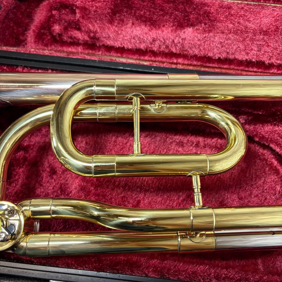美品　ヤマハYSL-3540R テナーバストロンボーン マウスピース付　メッキ