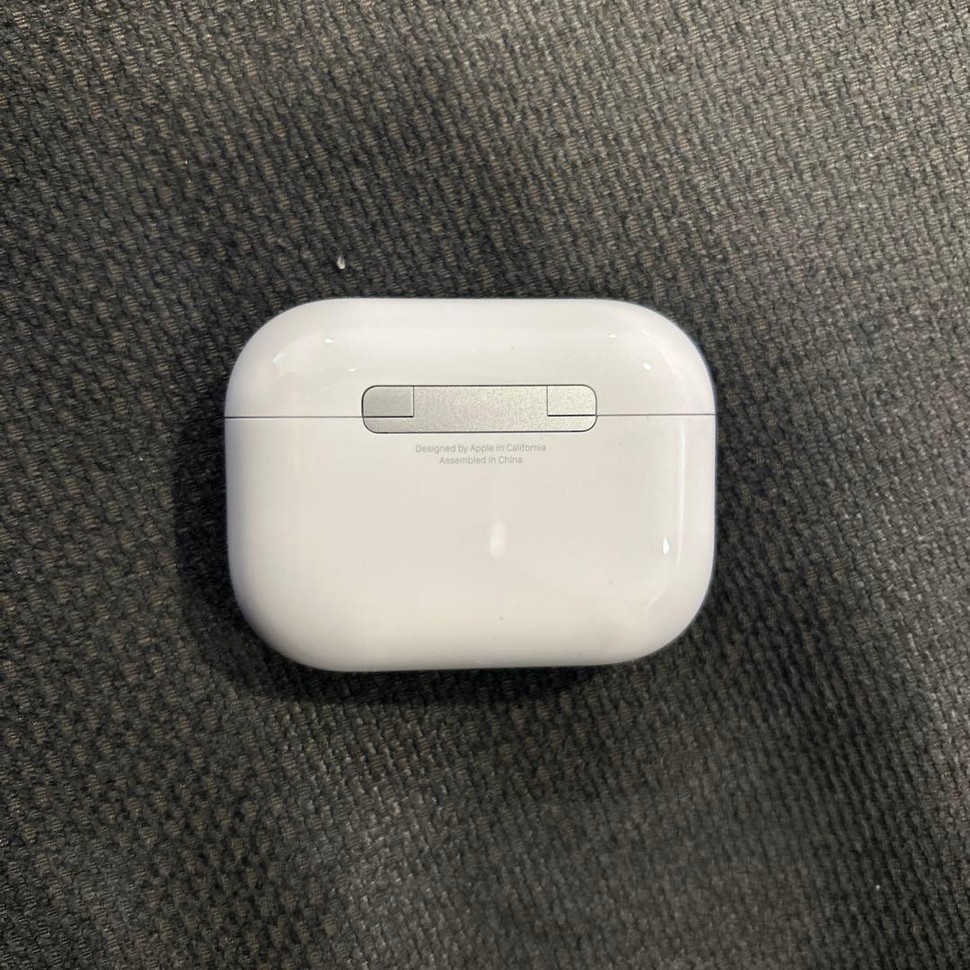 ほぼ未使用　Apple AirPods Pro 3 本体